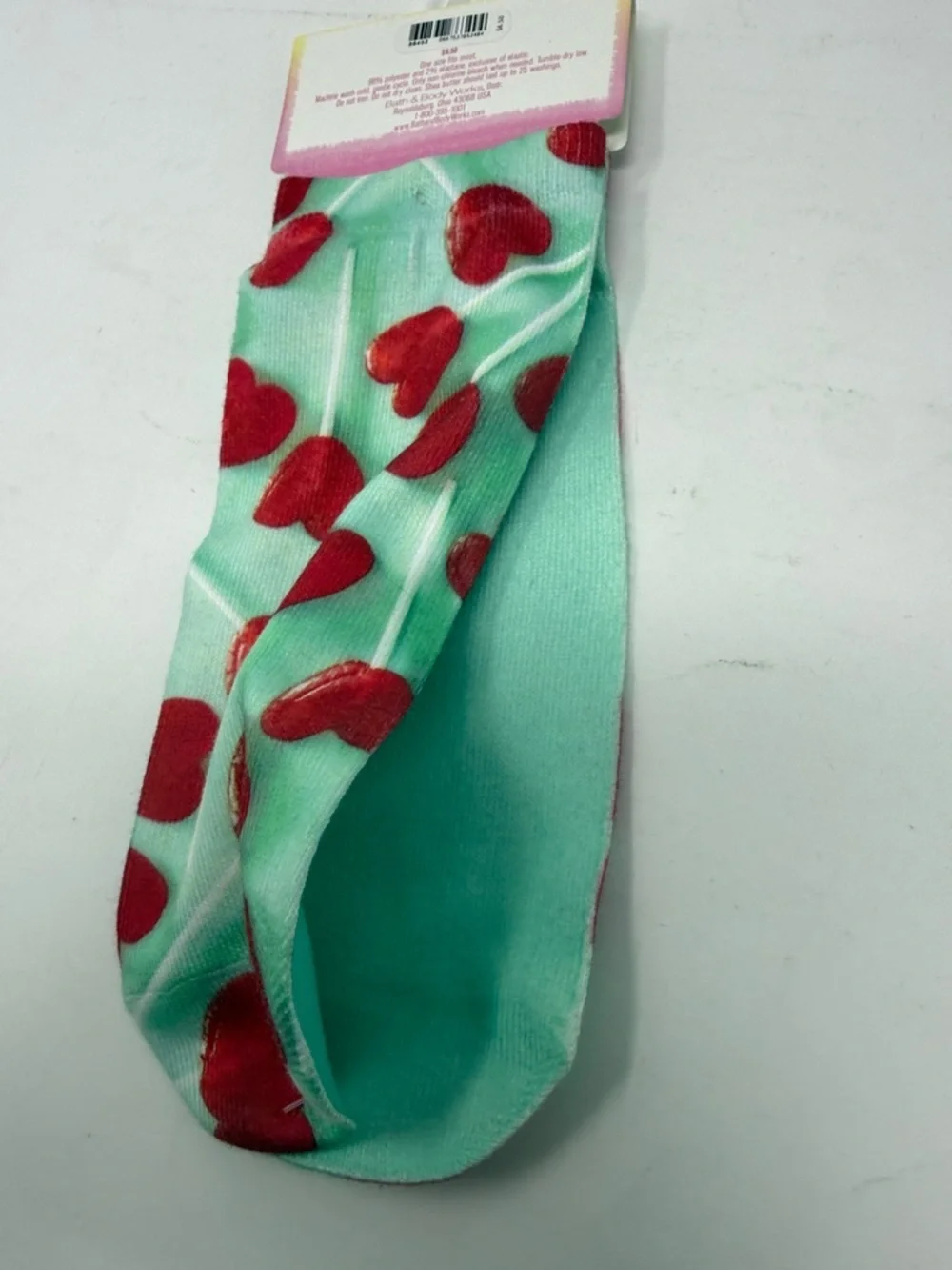 Bath & Body Works women’s Mint Lounge Socks with Red Hearts. one Size
